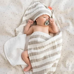 Håndklæde m/ hætte - Stripes - Pudder