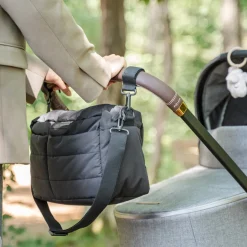 Quiltet barnevognstaske - sort